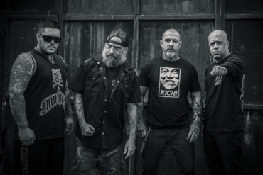 Oitão anuncia novo baterista e consolida formação