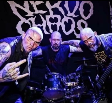 Nervochaos na estrada com Decomposed God e Metralion
