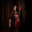 Kiko Loureiro realiza turnê pela América Latina com Marty Friedman como convidado especial