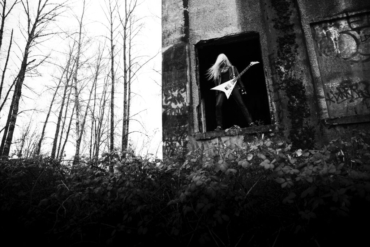 Bryce VanHoosen apresenta o Hesher V3, um Preamp analógico com alma de Marshall