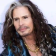 Steven Tyler se apresenta pela primeira vez após anúncio de aposentadoria do Aerosmith