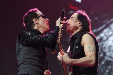 Extreme Mostra Mais que Palavras no Monsters of Rock